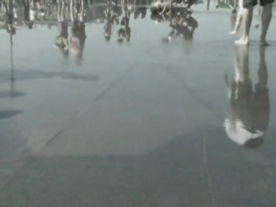 Le miroir d'eau à Bordeaux, 16 août 2011