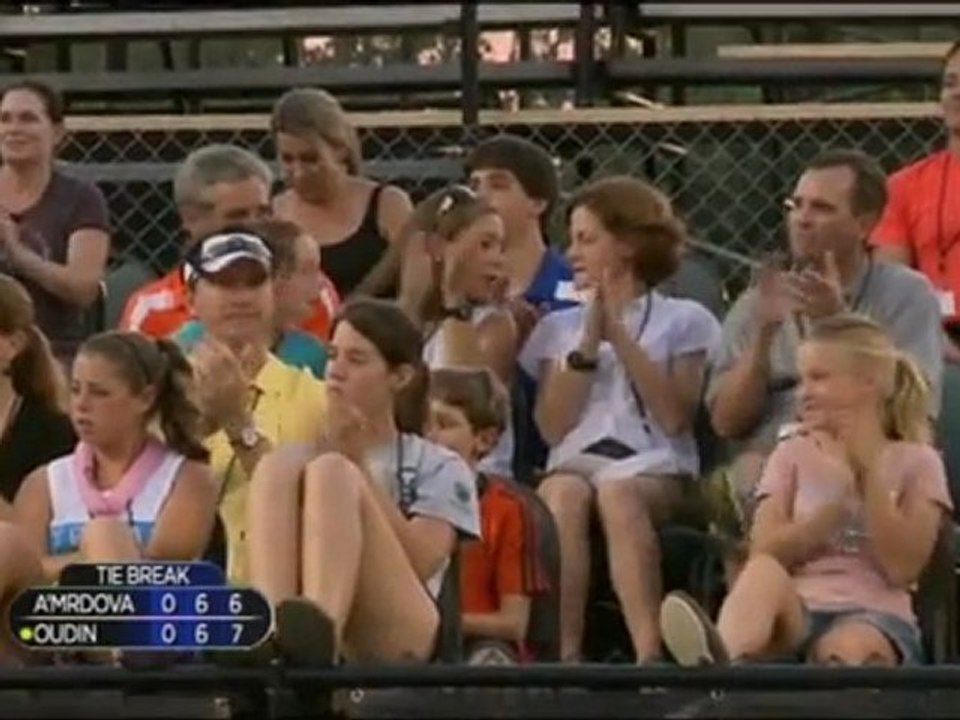 Dallas - Oudin steht in Runde 2