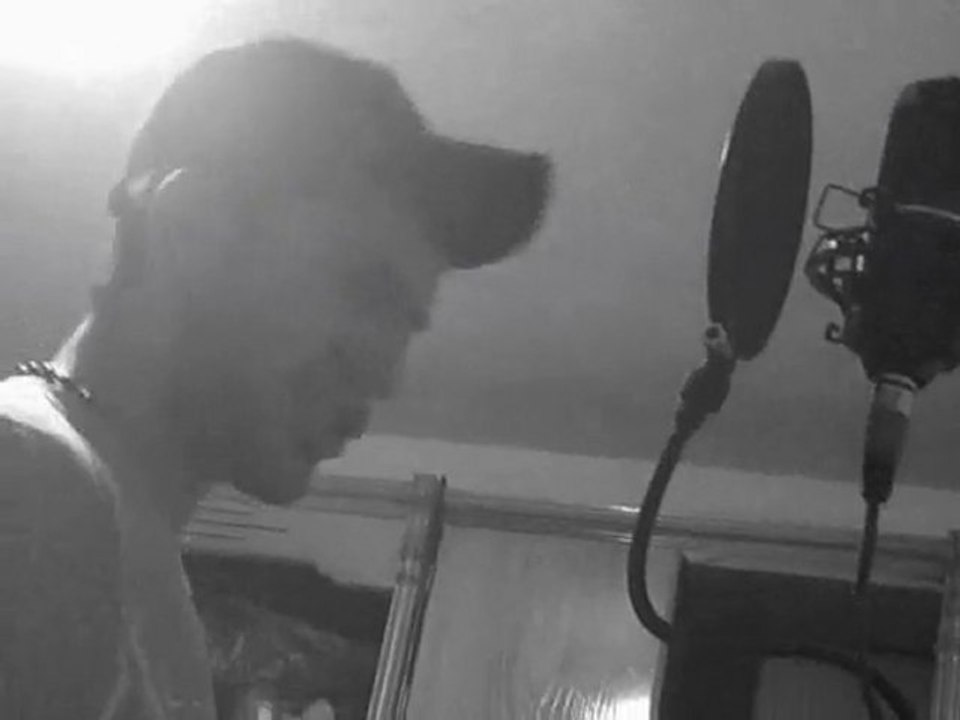 Mc Hak-kan - Aşkın Başlangıcı (ORGİNALVİDEO CLİP) - 2011