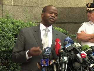 Strauss-Kahn prosecutor 'abandoned innocent woman': maid's lawyer