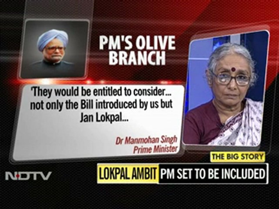 Govt, Team Anna debate PM's offer