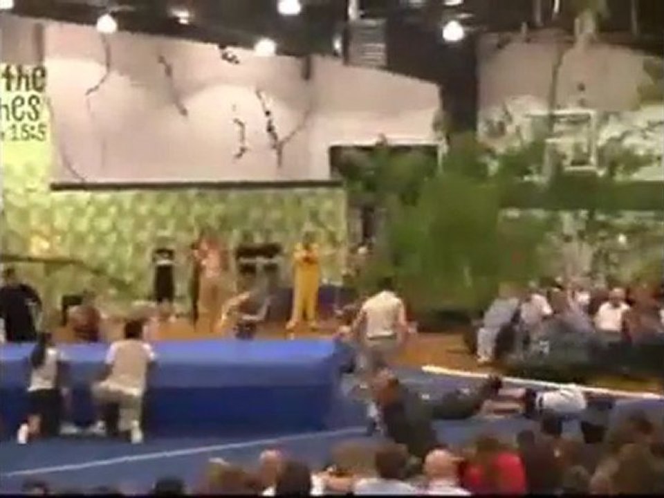 April 2011 mit einem dummen mangelnde Sammlung Cup