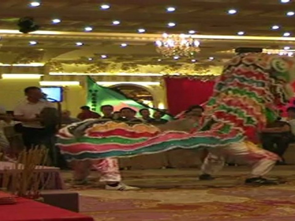 Human Mobile Stage 61E, 2011 Chau Lung Banquet, Lion Dance, Kung Fu,