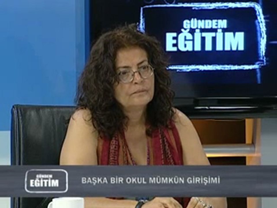 imc TV - Fatma Gök ve Soner Şimşek ile Gündem Eğitim Programı - 5 Ağustos 2011 - Stüdyo Konukları: Ahu Özdoğan Demirci, Burak Ülman ve Ece Öztan - Konu: "Başka Bir Okul Mümkün (BBOM) Derneği"