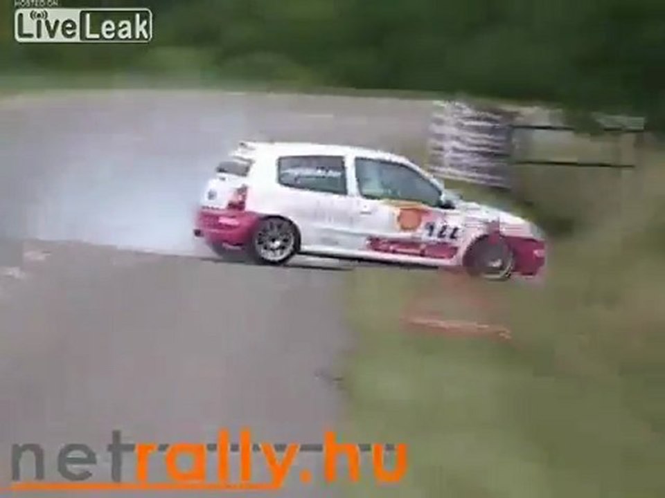 Spectacular Crash!!