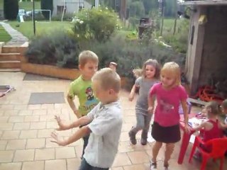 anniversaire quentin les enfants danse sur moussier tombola