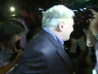 Libre, DSK dîne avec sa femme et son avocat