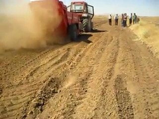 Taş Toplama Makinesi