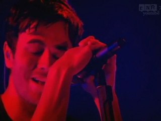 [HD] Enrique Iglesias - Ring my bells (live) (HD)