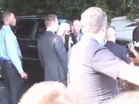 Lady Gaga smooching on 'THE SIMPSONS'