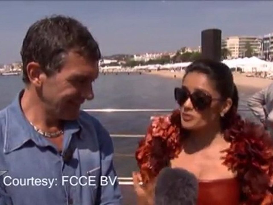Salma Hayek Victim of RACISM