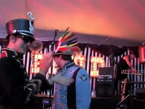 Trail Mix: A Life With Razzle Dazzle Ep 19 Wino