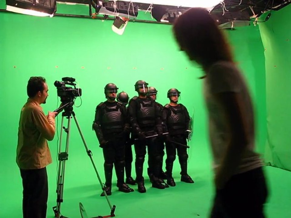 Zeitgeist Moving Forward - Behind The Scenes 1v2