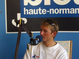 Fabien Delahaye, à l'arrivée de la solitaire du Figaro, France Bleu