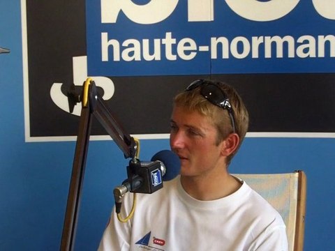 Fabien Delahaye, à l'arrivée de la solitaire du Figaro, France Bleu