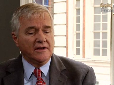 Von Greyerz: own physical gold outside the banking system