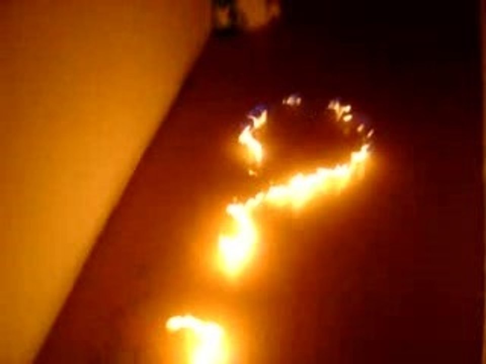 delire feu sur balcon