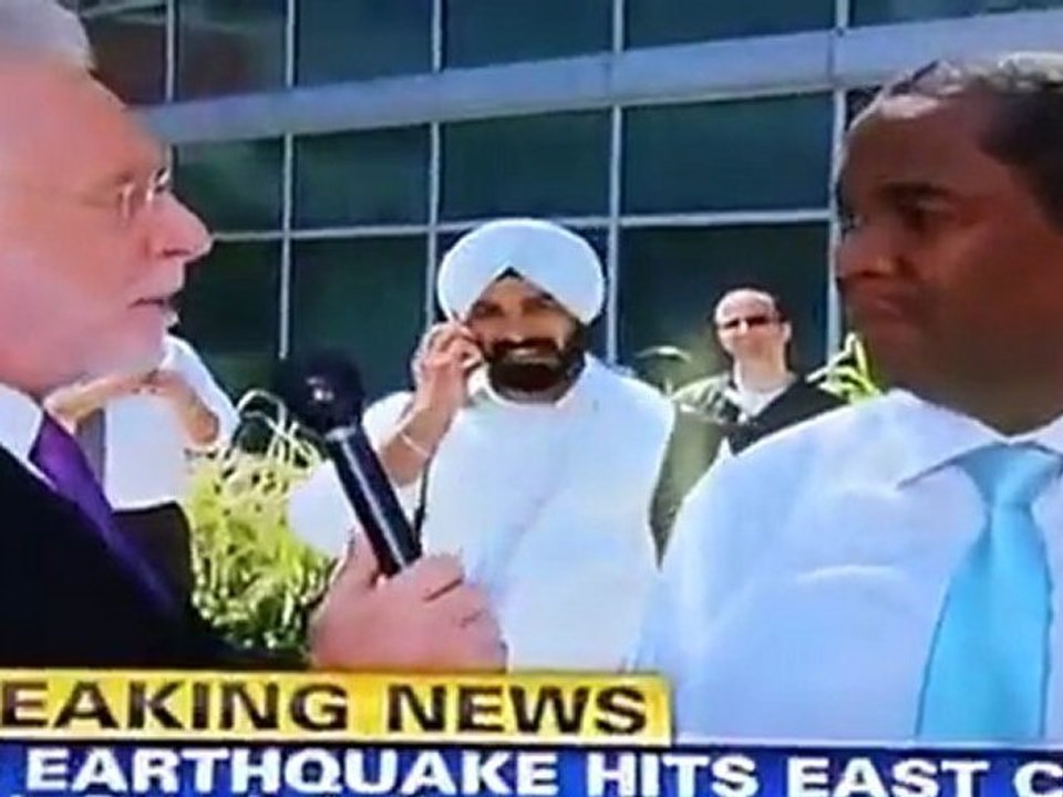 Hilarious DC Erdbeben Interview