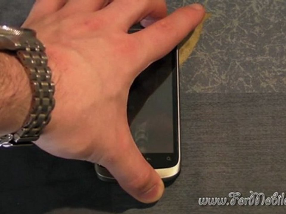 HTC Desire S - Inserimento SIM, batteria e prima accensione