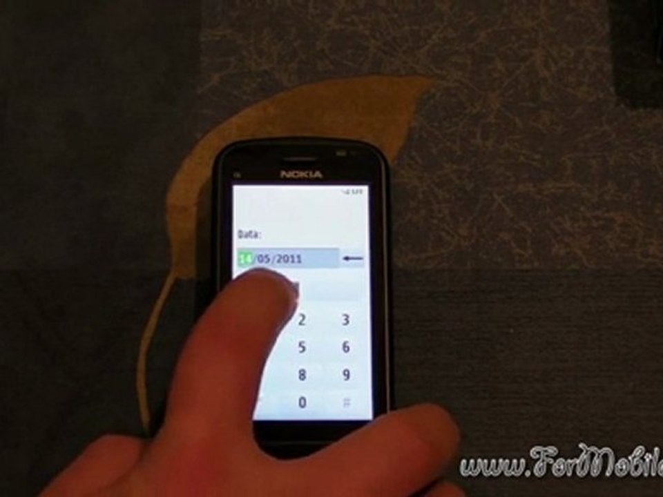 Nokia C6 - Inserimento SIM, batteria e prima accensione