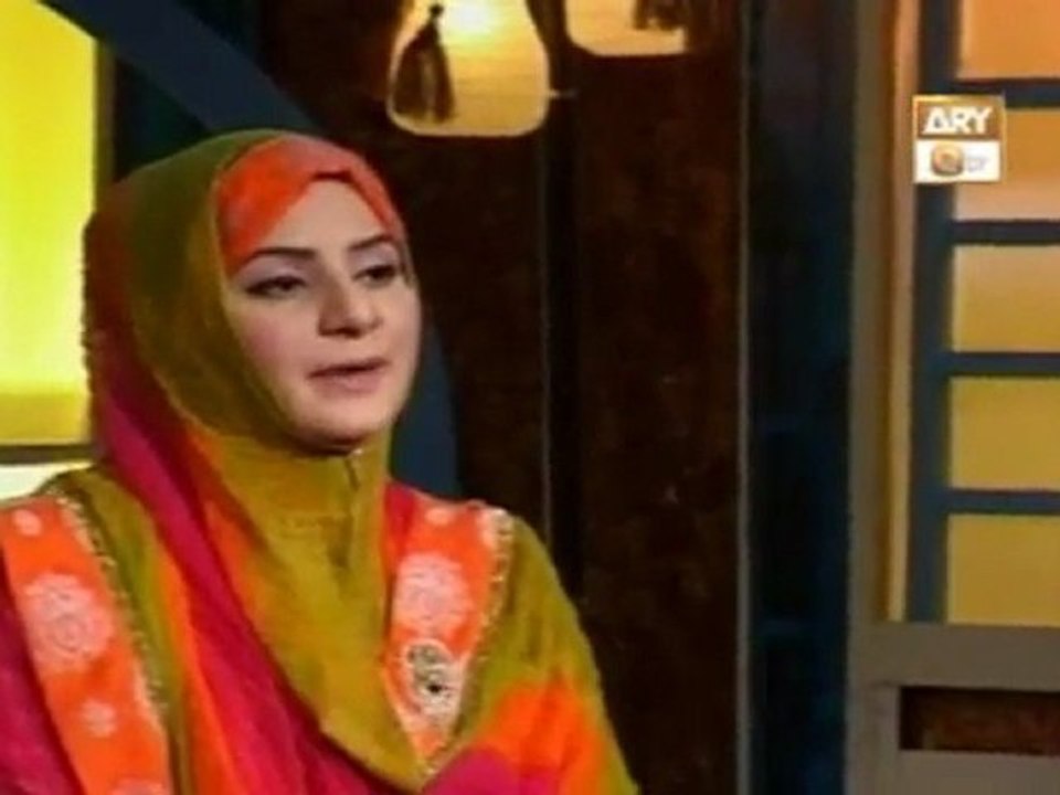 Hurriya RafiQ - Sarkar e Medina Aye, Ik inQilab Laye (NaaT)