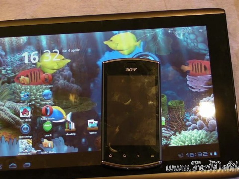 Acer Iconia Tab A500 - Android 3.0 Honeycomb - Demo ricarica di un cell via USB