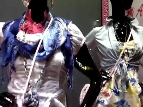 Video realizzato sia al buio che alla luce da Nokia C7 (sincrono con Nokia N8)