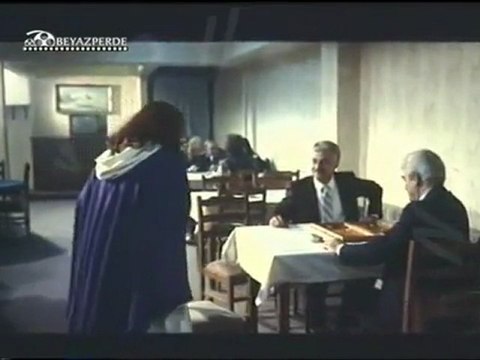 Soğuktu ve Yağmur Çiseliyordu -9- Türkan Şoray - Ekrem Bora