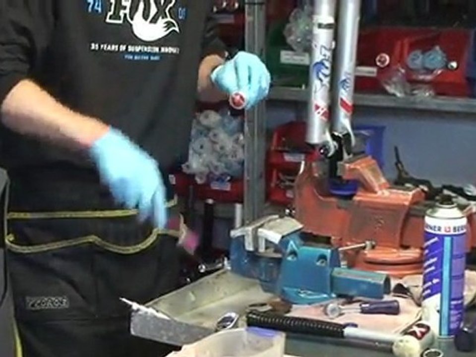 Entretien d'une fourche fox