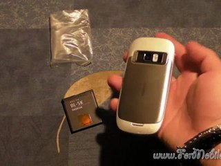Unboxing di Nokia C7-00