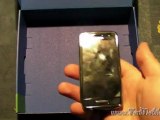 Unboxing, inserimento SIM e prima accensione di Nokia C6-01