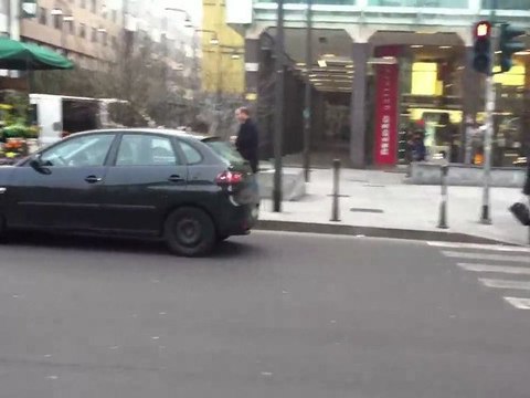 Video realizzato da iPhone 4 (sincrono con Nokia E7)