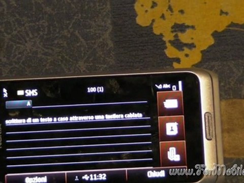 Nokia E7 USB OTG + USB qwerty = OK !!!