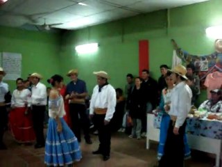 Baile del 4to semestre por el día del Folklore! (Instituto del Saber)