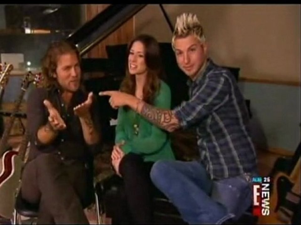 E! News - 08/25/11