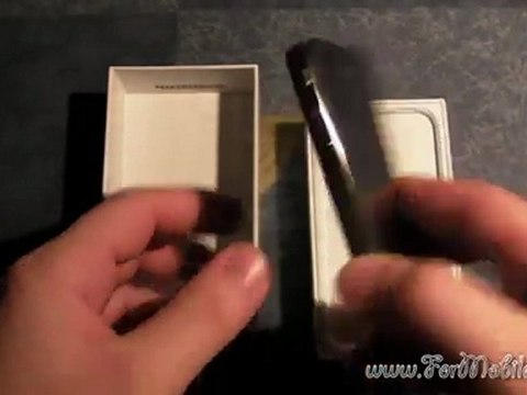 Unboxing Apple iPhone 4 32 GB