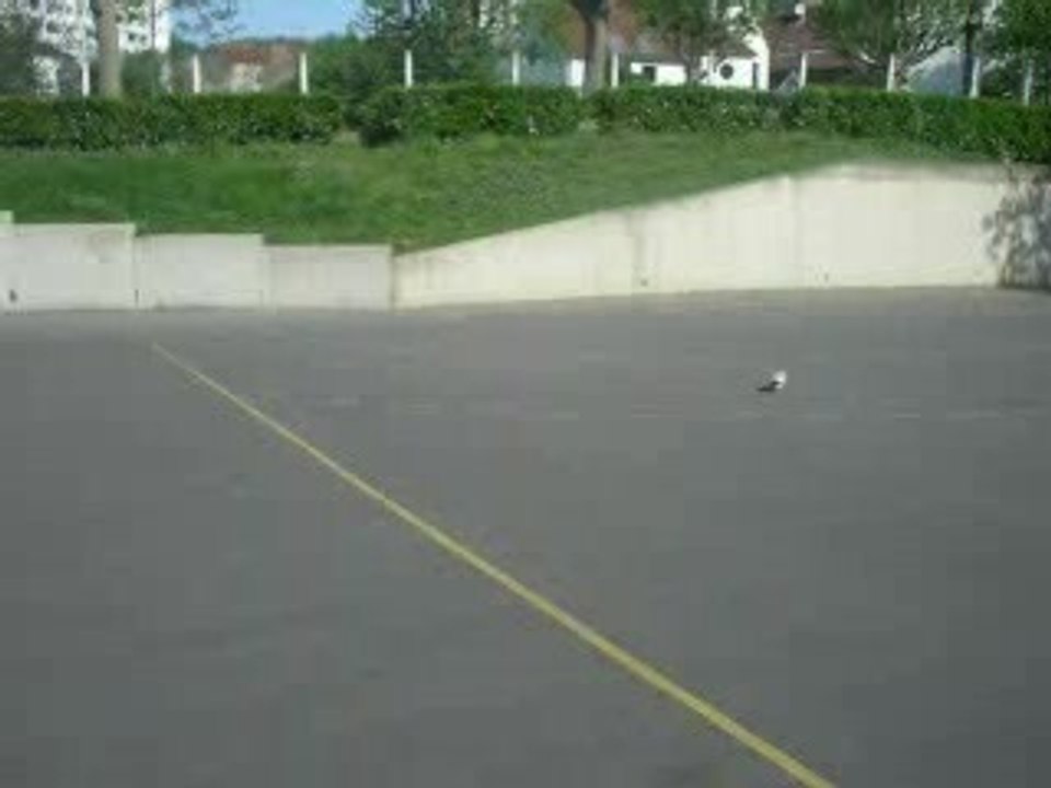 Moto rc électrique 1/8 éme Kyosho Tom4