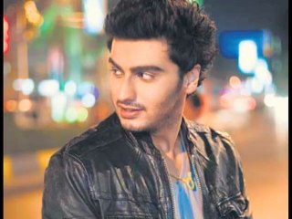 Anushka Sharma And Arjun Kapoor Are The New Bollywood Couple - Hot News