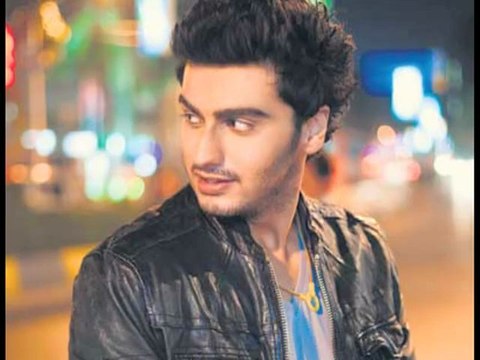 Anushka Sharma And Arjun Kapoor Are The New Bollywood Couple - Hot News