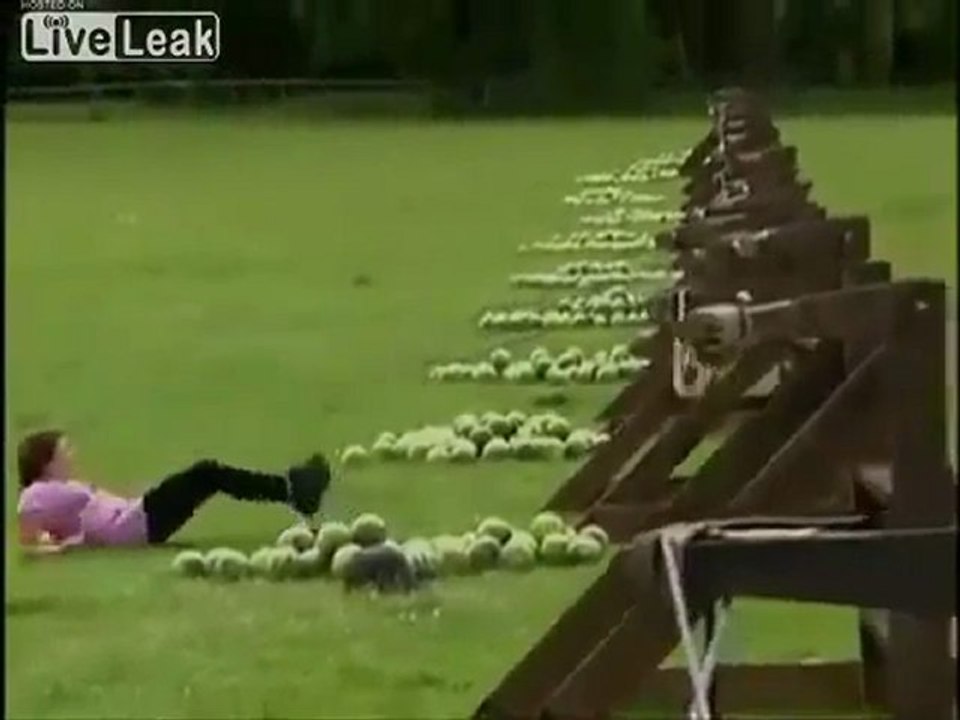 Slingshot Wassermelone auf den Kopf .. Fail