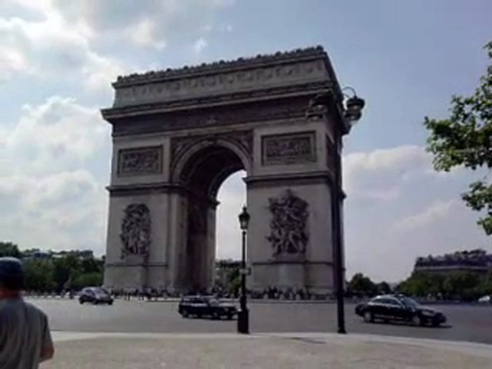 www.dailymotion.com paris arc de triomphe