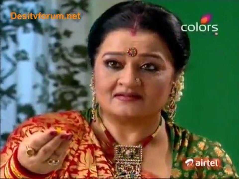 Hamari Saas Leela - 26th August 2011 Watch Video Online pt1