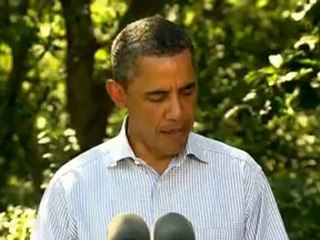 East coast boards up ahead of Irene