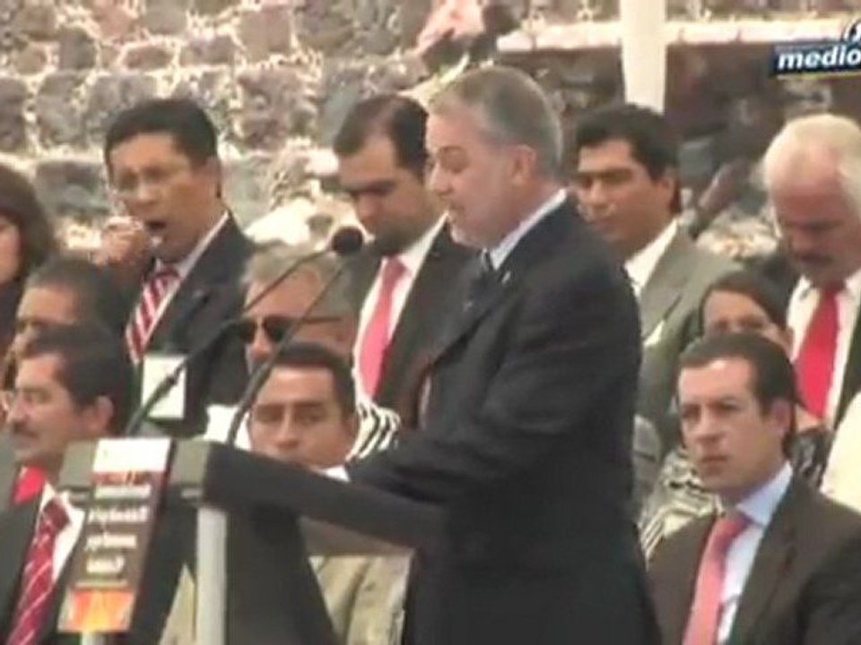 Medio Tiempo.com - Se encendió el Fuego Nuevo de Guadalajara 2011, 26 de Agosto del  2011