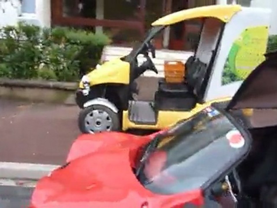 Fourgon Electrique La-Poste