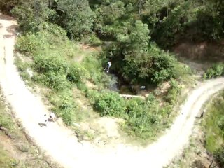 Saut de Tarzan de Mike