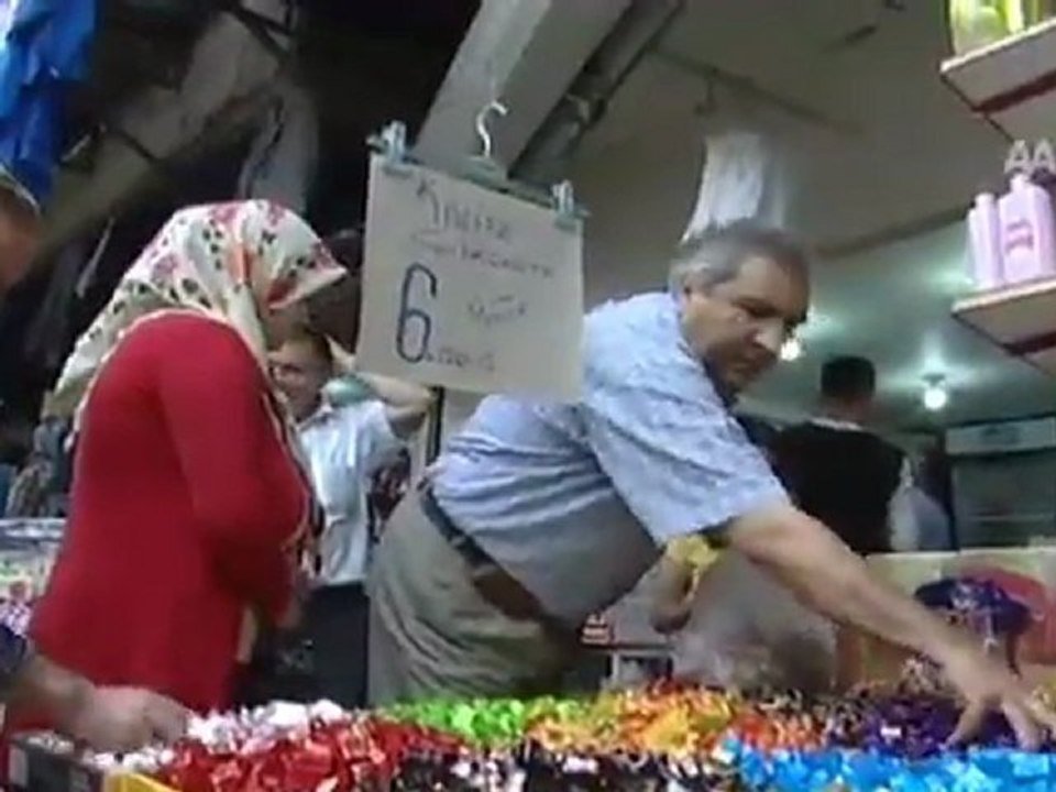 Çarşı-pazarda bayram telaşı