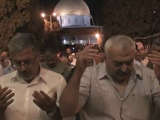 Muslims pray in Jerusalem