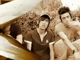 CeYiZ İcinde KeFeN Güneydoqu FamiLYa [OrjinaL KLip]