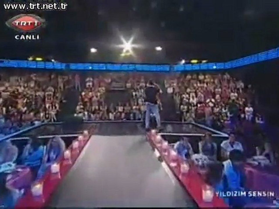 GÖKHAN TEPE Yalan olur Yıldızım sensin-7 TRT 2011